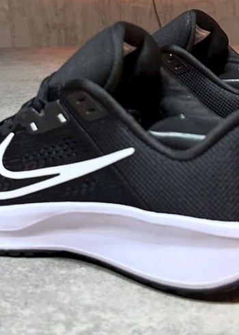 Nike Siyah Erkek Bağcıklı Spor Ayakkabı