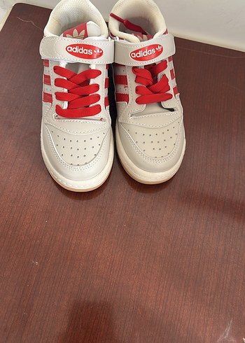 Adidas ürünü
