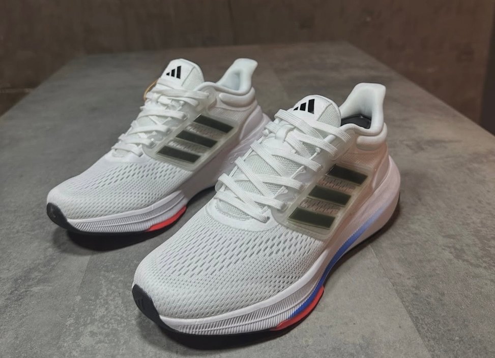 Adidas Beyaz Koşu Ayakkabısı — görsel 3/7