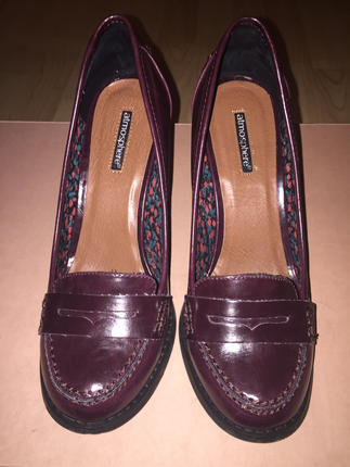 Bordo ayakkabi