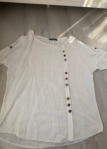 Düğmeli Beyaz Keten Kadın Gömlek - Görsel 3