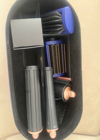 Dyson Koyu Mavi Saç Şekillendirici Seti