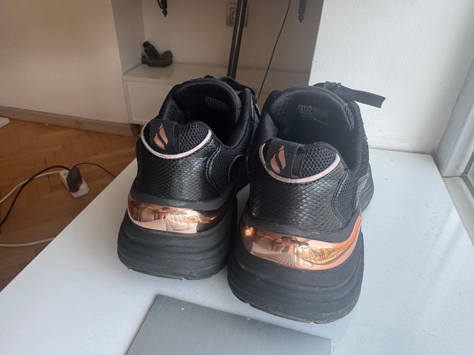 Skechers Siyah Platform Spor Ayakkabı - Görsel 2