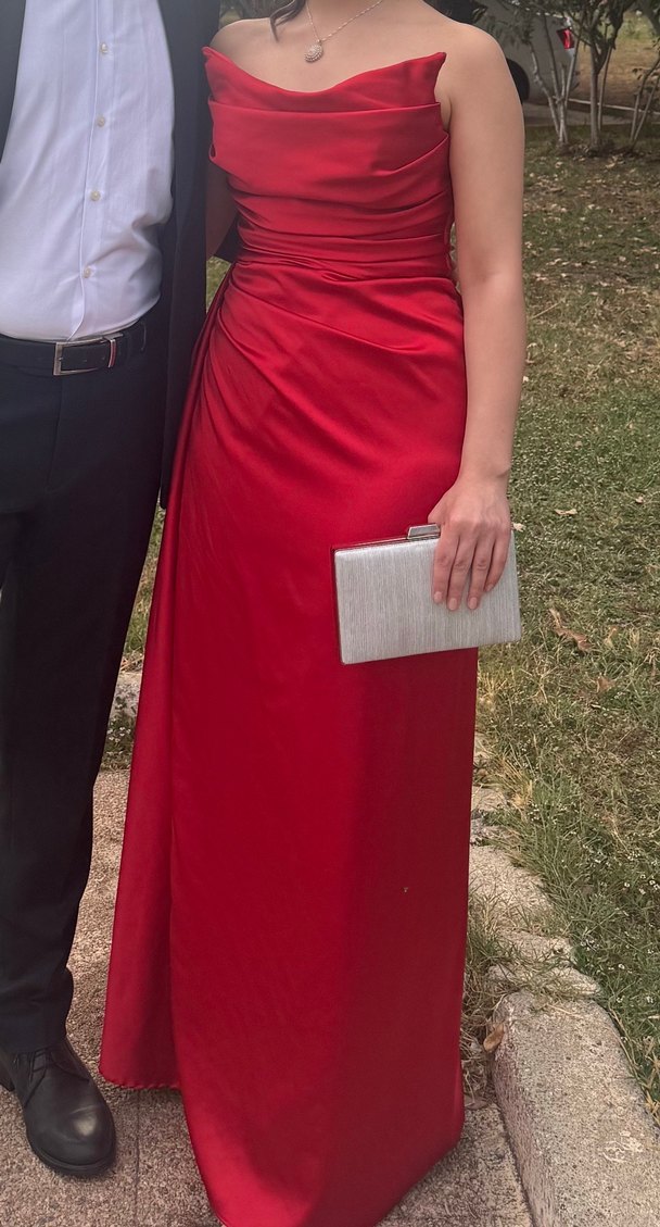 Kırmızı Drapeli Uzun Abiye Elbise - Görsel 5