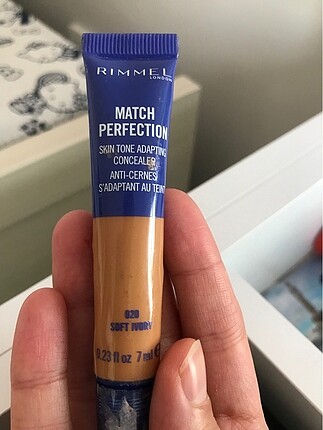 Rimmel london kapatıcı