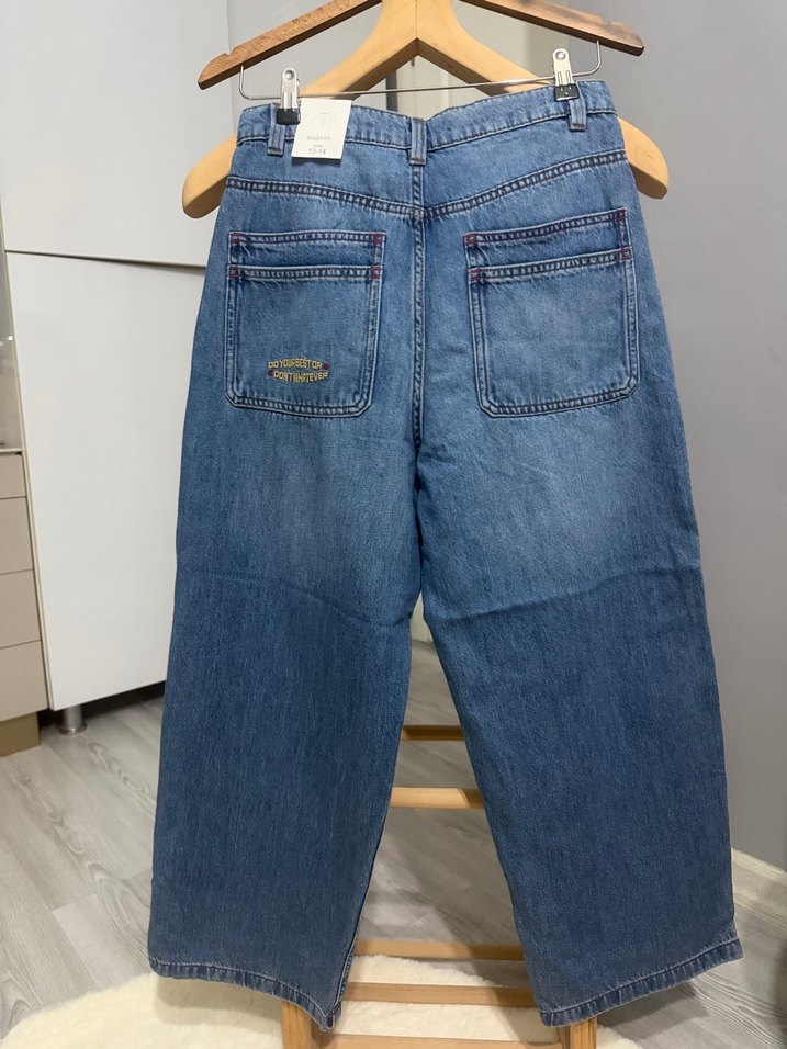Zara Jean — görsel 2/12