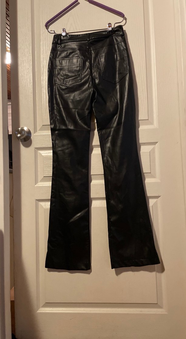 Siyah Deri Kemerli Kadın Pantolon - Görsel 3
