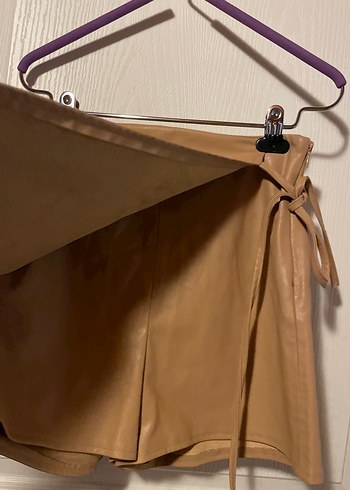 Hardal Deri Kuşaklı Mini şort Etek - Görsel 3