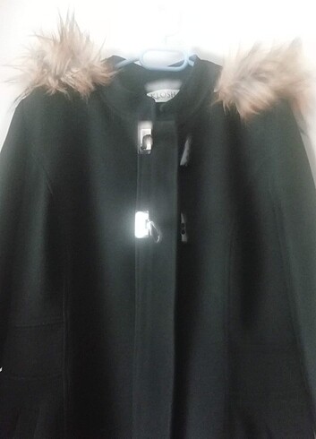 46 Beden Kaşe kaban astarlı iki k8l arası 54 cm boy 120 kol boy 65 cm