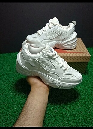 Nike Tekno ayakkabı 36 37 38 39 40 numaraları mevcuttur