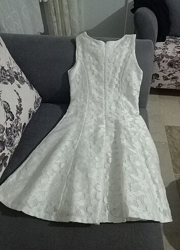 Dantelli elbise 