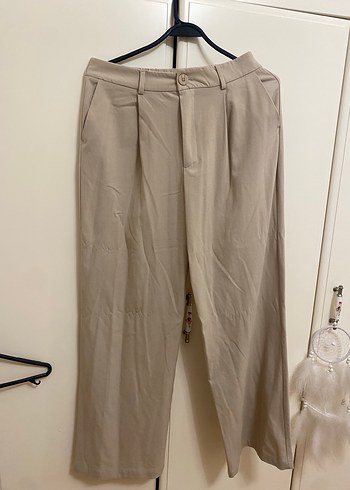 Stradivarius Stradivarius kumaş pantolon