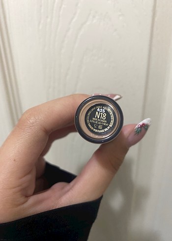 MAC Studio Radiance Aydınlatıcı Kapatıcı N18 - Bej - Görsel 2