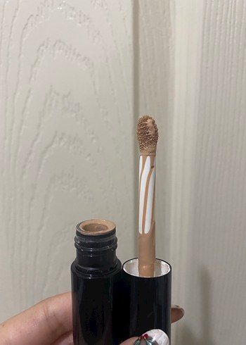 MAC Studio Radiance Aydınlatıcı Kapatıcı N18 - Bej - Görsel 3