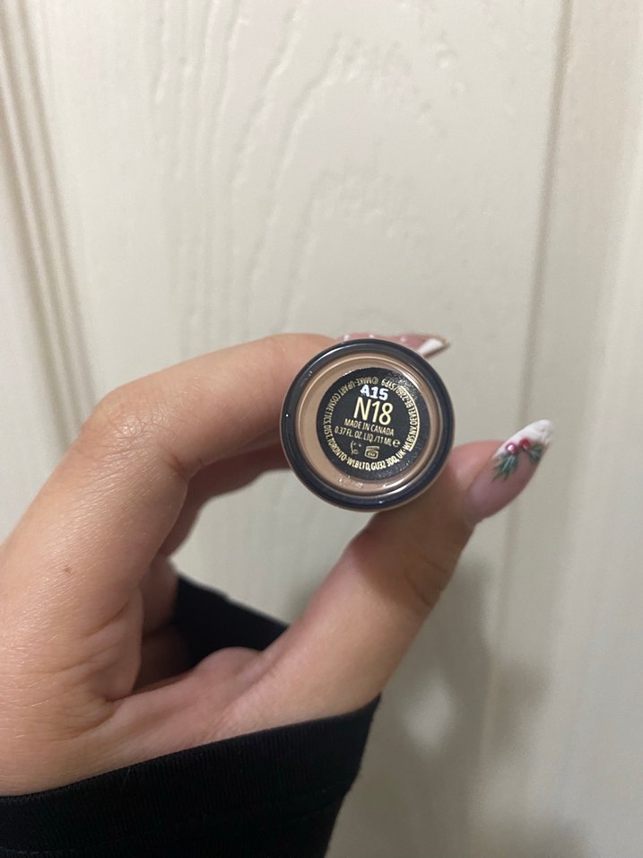 MAC Studio Radiance Aydınlatıcı Kapatıcı N18 - Bej - Görsel 2