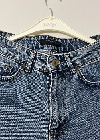 Yırtık Salaş Denim Şort - Görsel 6