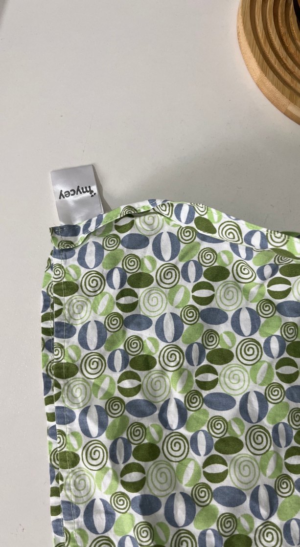 Yeşil Baskılı emzirme önlüğü - Görsel 3