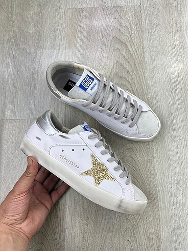 Golden goose