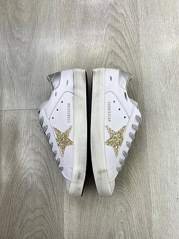 Golden Goose Deluxe Golden GOOSE