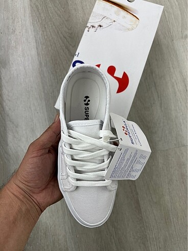 38 Beden SUPERGA