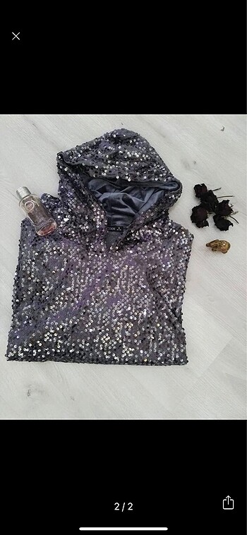 Zara Payet sweatshirt