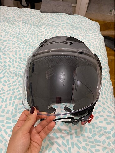 LS2 kask