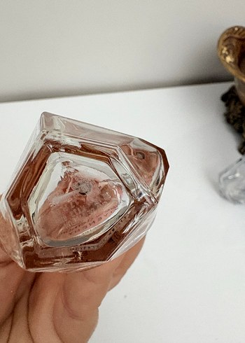  Beden Renk Givenchy ange & demon parfüm şişesi