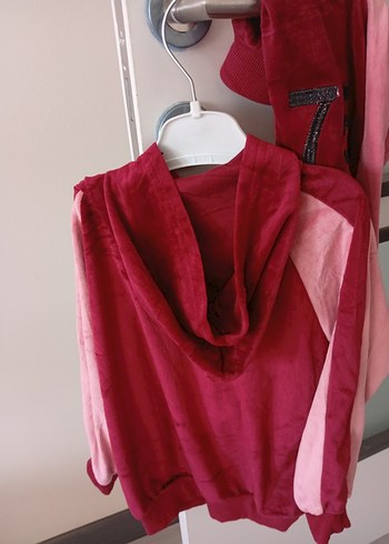 Kız Çocuk Bordo Parlak Bornoz - Görsel 3