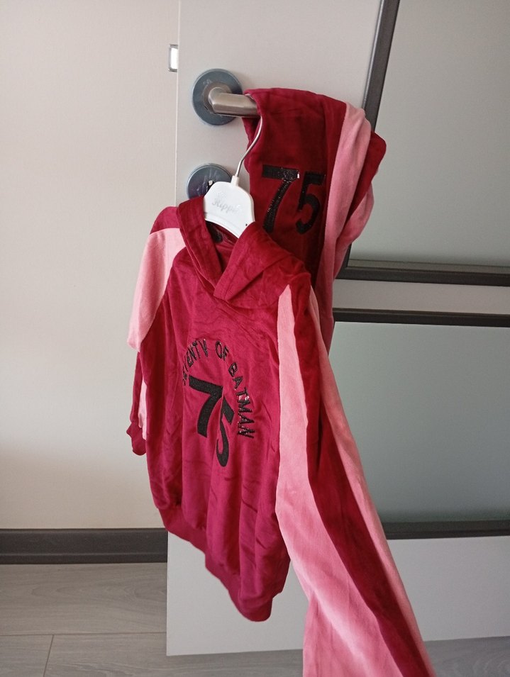 Kız Çocuk Bordo Parlak Bornoz - Görsel 2