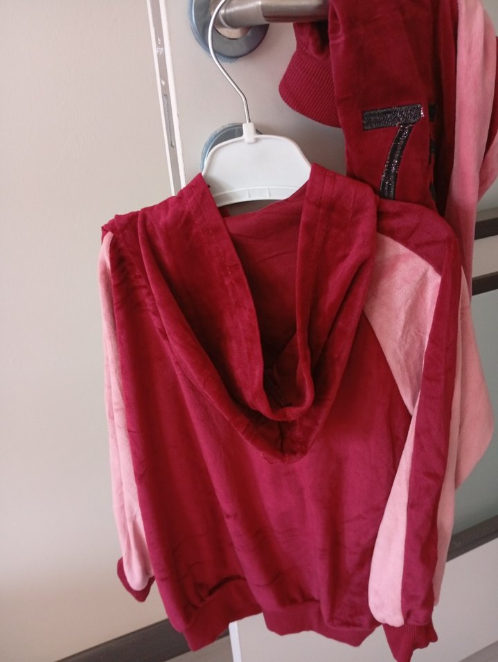 Kız Çocuk Bordo Parlak Bornoz - Görsel 3