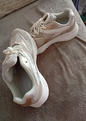 Beyaz Bağcıklı Kadın Günlük Spor Ayakkabı - Görsel 2