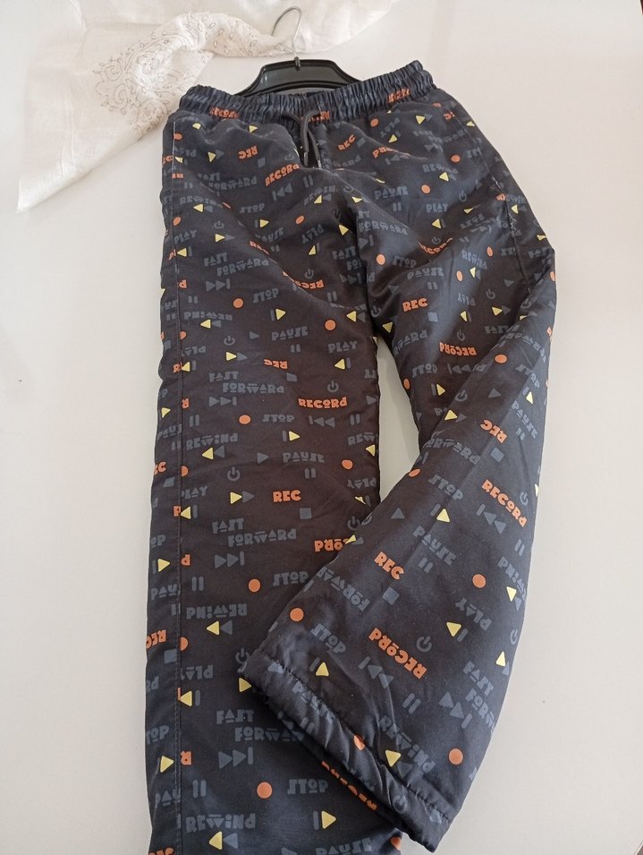 Erkek Çocuk Siyah Baskılı Rahat Eşofman - Görsel 4