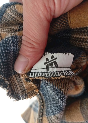 Düğmeli Bol Kesim Uzun Kollu Kadın Gömlek - Görsel 4