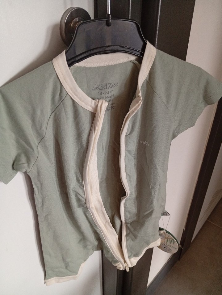 Gri Pamuklu Bebek Tulum, Kısa Kollu - Görsel 2