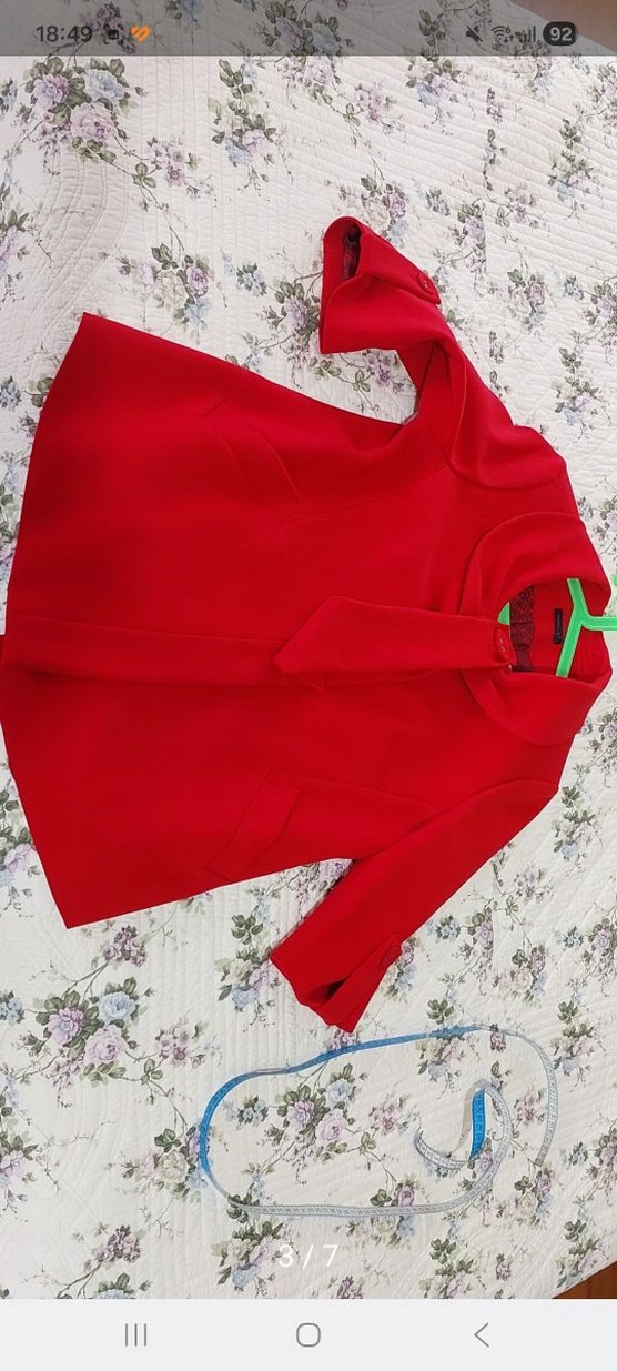 Kırmızı Kaban - Görsel 3