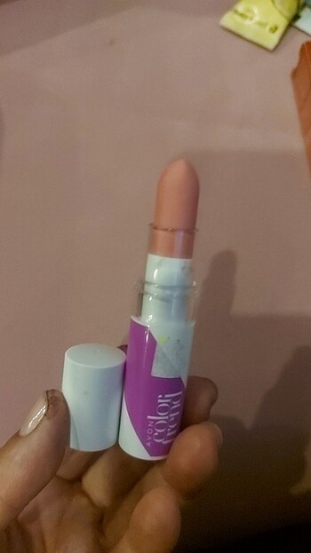 Avon ruj