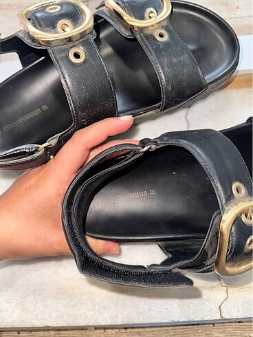 37 Beden siyah Renk Stradivarius sandalet