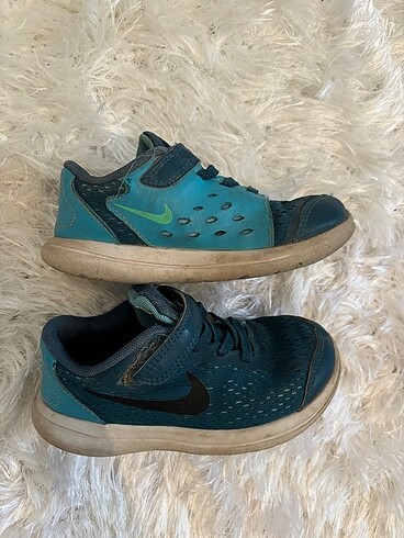 Nike Nike çocuk ayakkabısı