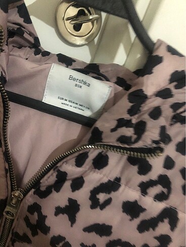 Bershka Leopar desen kışlık mont