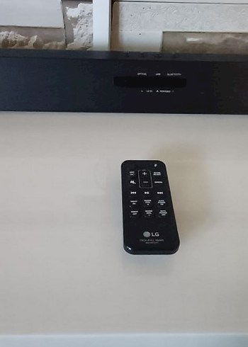 LG SJ3 Siyah Bluetooth Ses Sistemi - Görsel 2