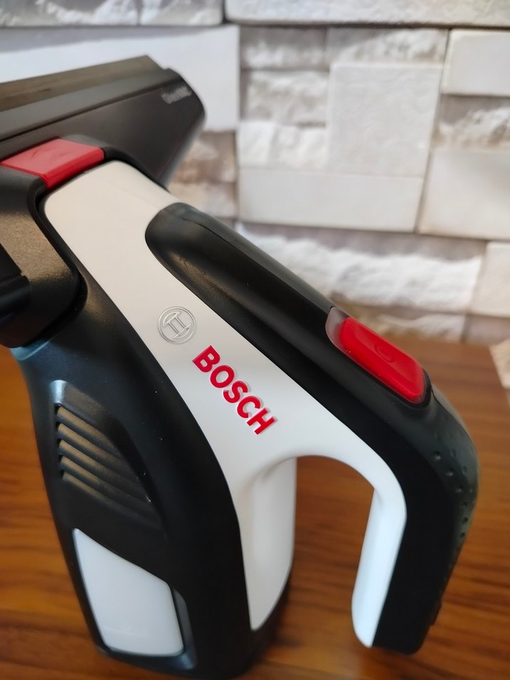 BOSCH GlassVAC Cam ve Yüzey Temizleyici - Görsel 5