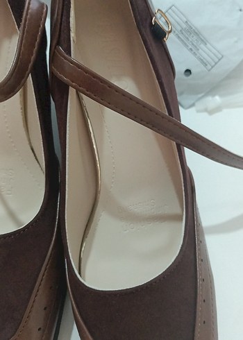 38 Beden Kahverengi Süet Tokalı Stiletto Kadın Ayakkabı