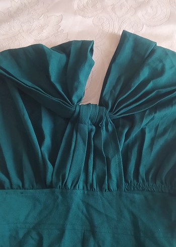 Yeşil V Yaka gece elbisesi - Görsel 2