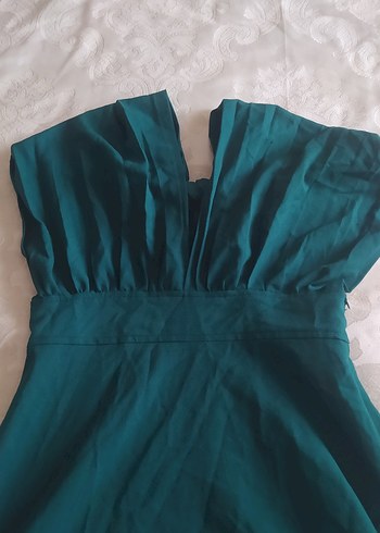 Yeşil V Yaka gece elbisesi - Görsel 3