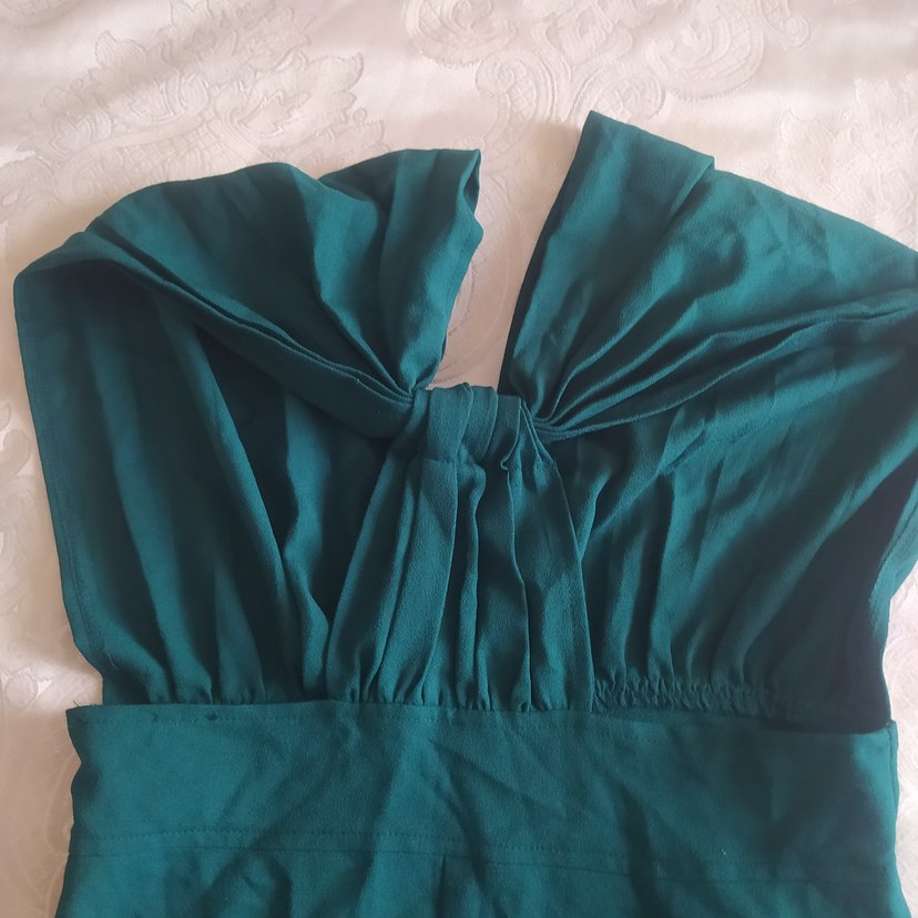 Yeşil V Yaka gece elbisesi - Görsel 2