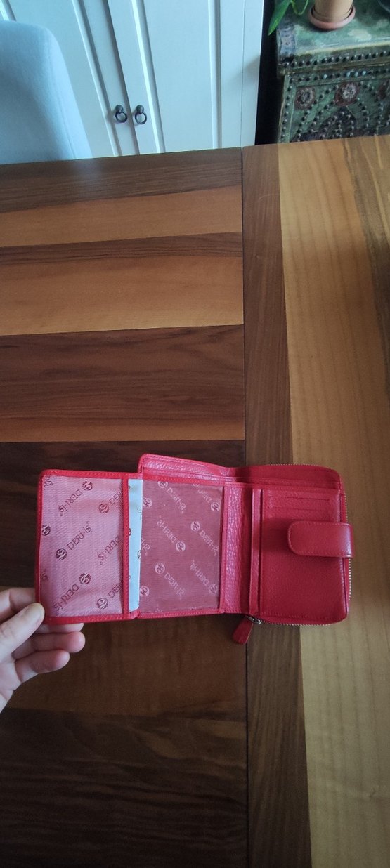 Deri- iş marka deri cüzdan kırmızı renkte - Görsel 5