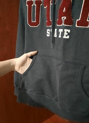 Koton UTAH STATE Kapşonlu Sweatshirt Erkek