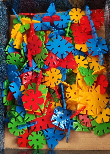 Renkli Plastik Yapboz Parçaları Oyuncak - Görsel 2