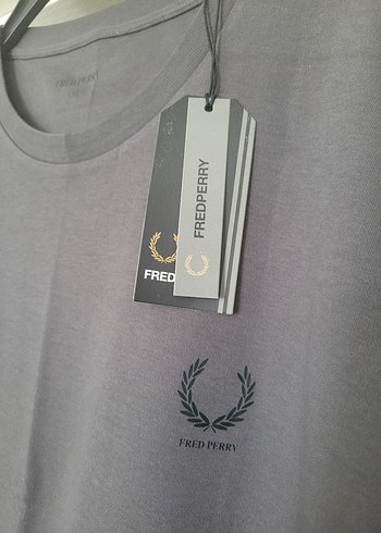 Fred Perry Gri Erkek Tişört, Yuvarlak Yaka, Rahat Kesim