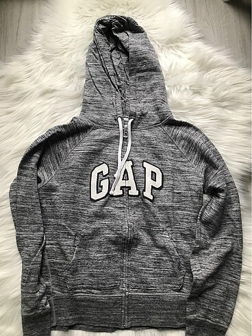 Gap Sweatshirt